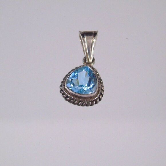 Trillion Cut Blue Topaz Gemstone Pendant Necklace - Picture 4 of 6